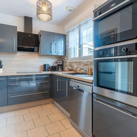 Maison Moderne 3* Avec Jardin Et Clim A Bourg - Pres Des Pistes Cyclables Et Plages - Fr-1-319-533