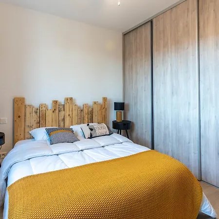Maison Moderne 3* Avec Jardin Et Clim A Bourg - Pres Des Pistes Cyclables Et Plages - Fr-1-319-533 Holiday home *
